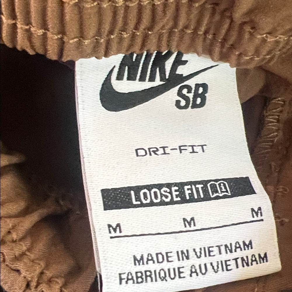 Nike SB Dri-Fit Loose Fit Brown Cargo Skateboad Shorts Men's Size M NWT - Picture 8 of 8